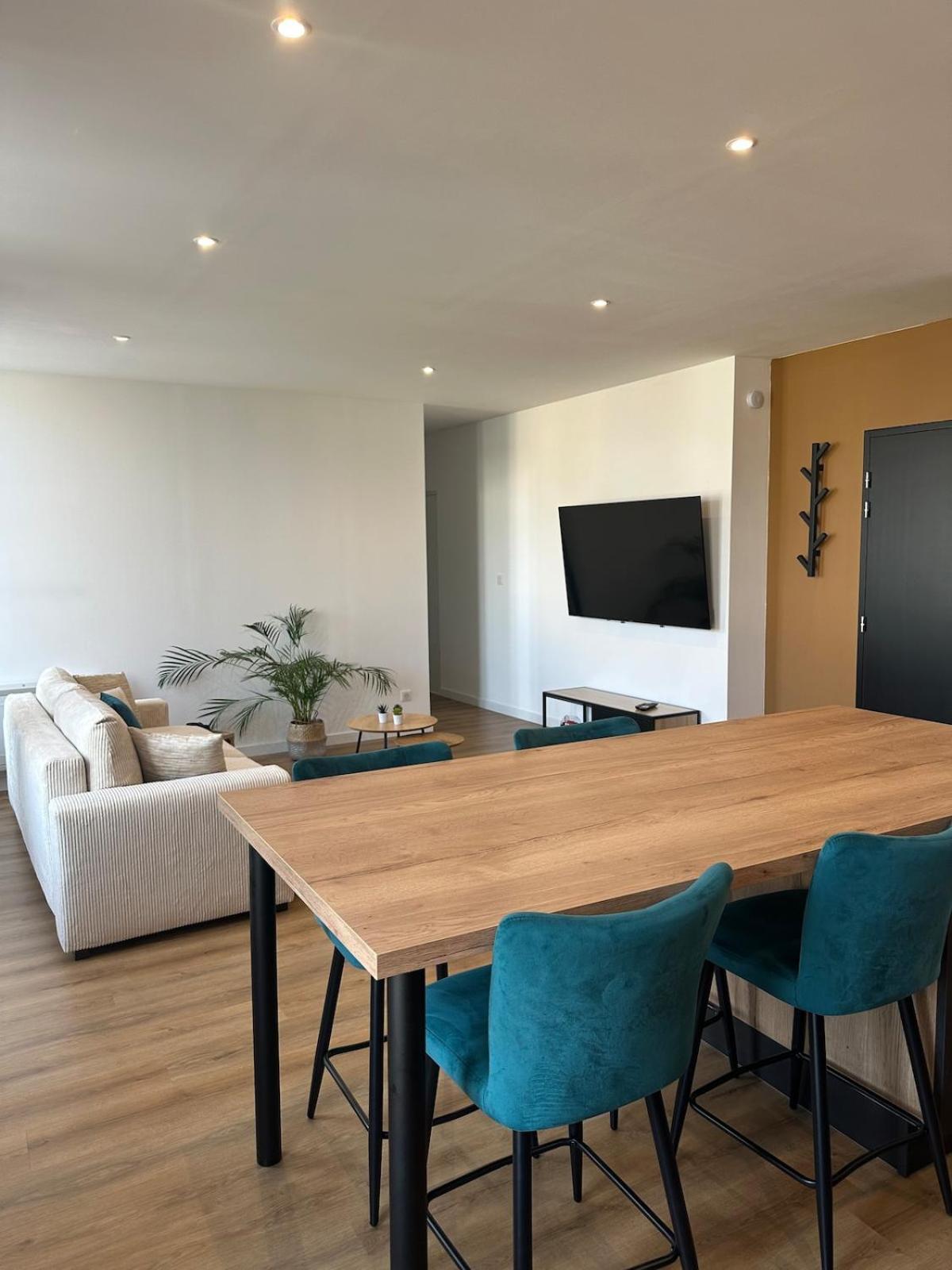 Appartement De La Gare Remiremont Extérieur photo